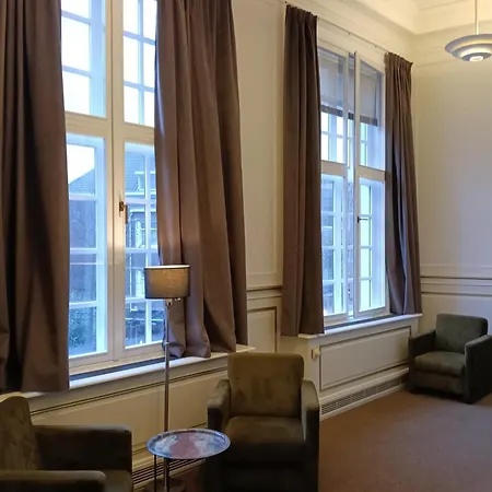 The Velvet 4* Den Haag