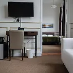 The Velvet 3*
