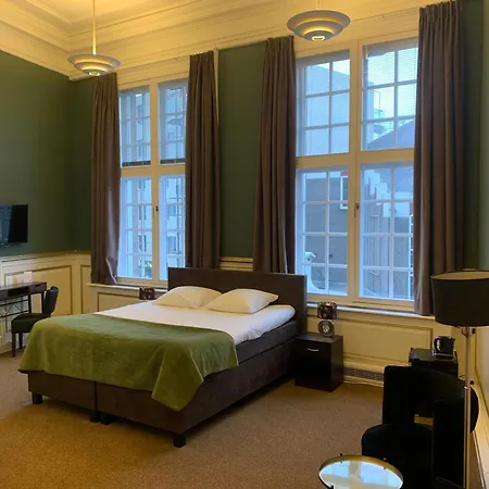 The Velvet Hotel 3*